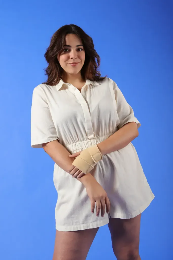 Biflex self adjust hand1.webp