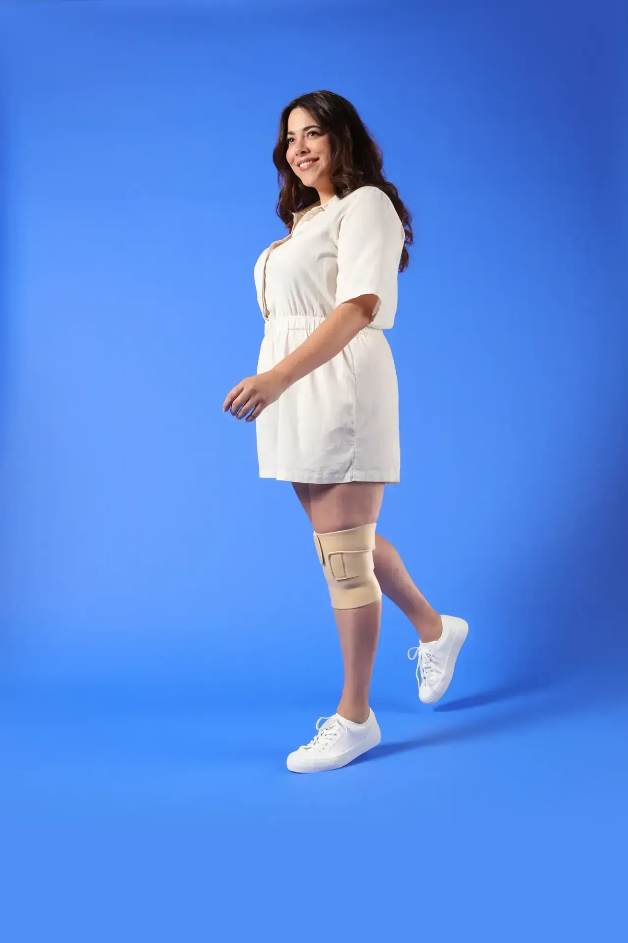 Biflex self adjust knee